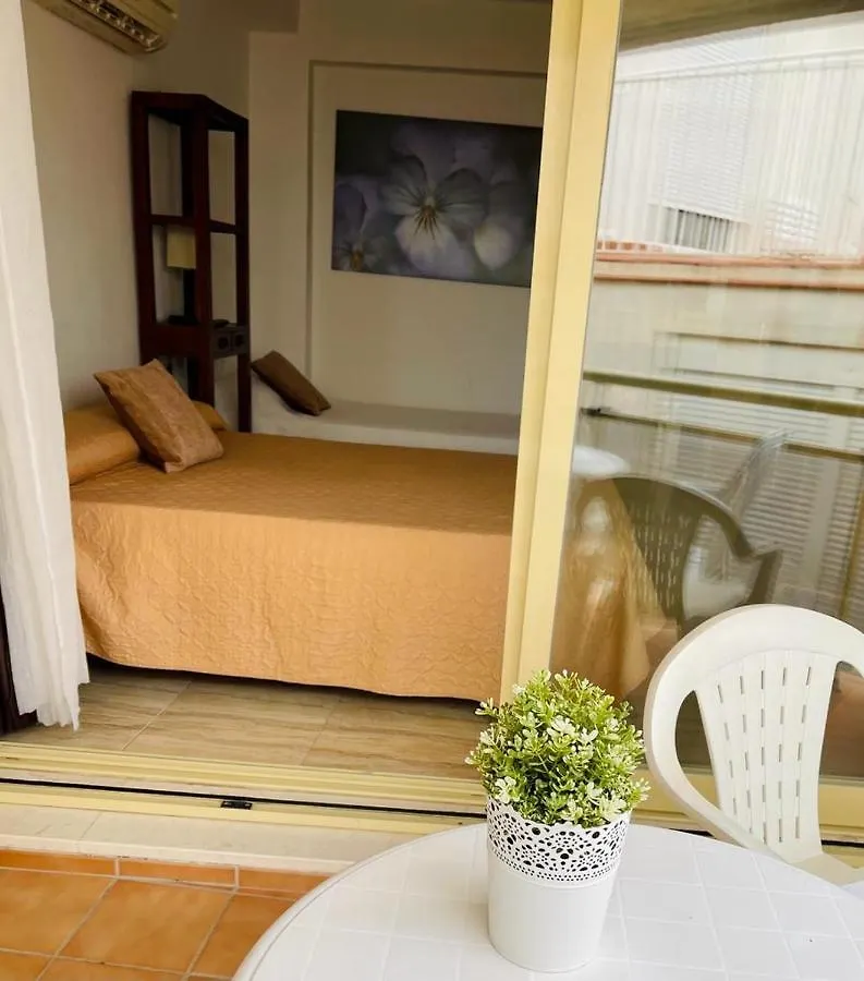 Puerta Del Sol Trm Only Adults Aparts Torremolinos Apartment