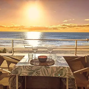 En La Playa Con Garaje Apartment