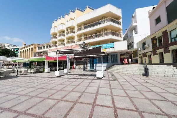 شقة Puerta Del Sol Trm Only Adults Aparts توريمولينوس إسبانيا