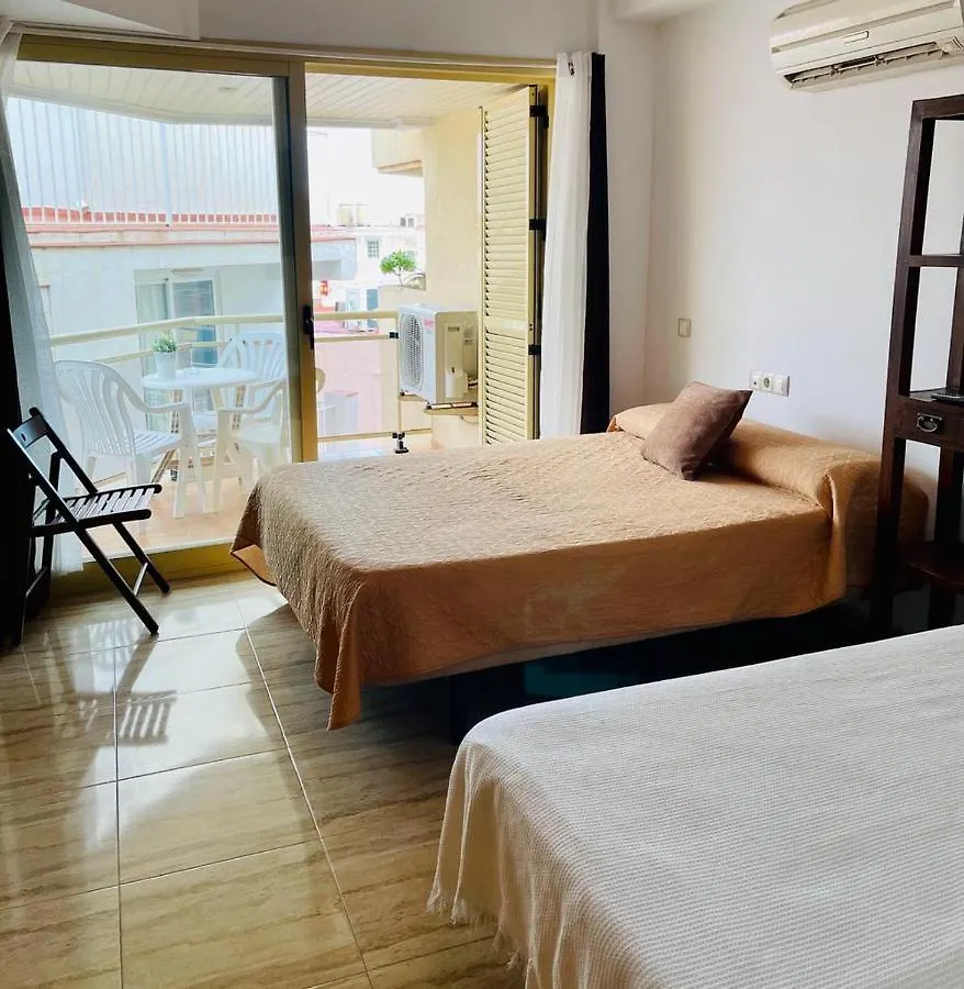 شقة Puerta Del Sol Trm Only Adults Aparts توريمولينوس