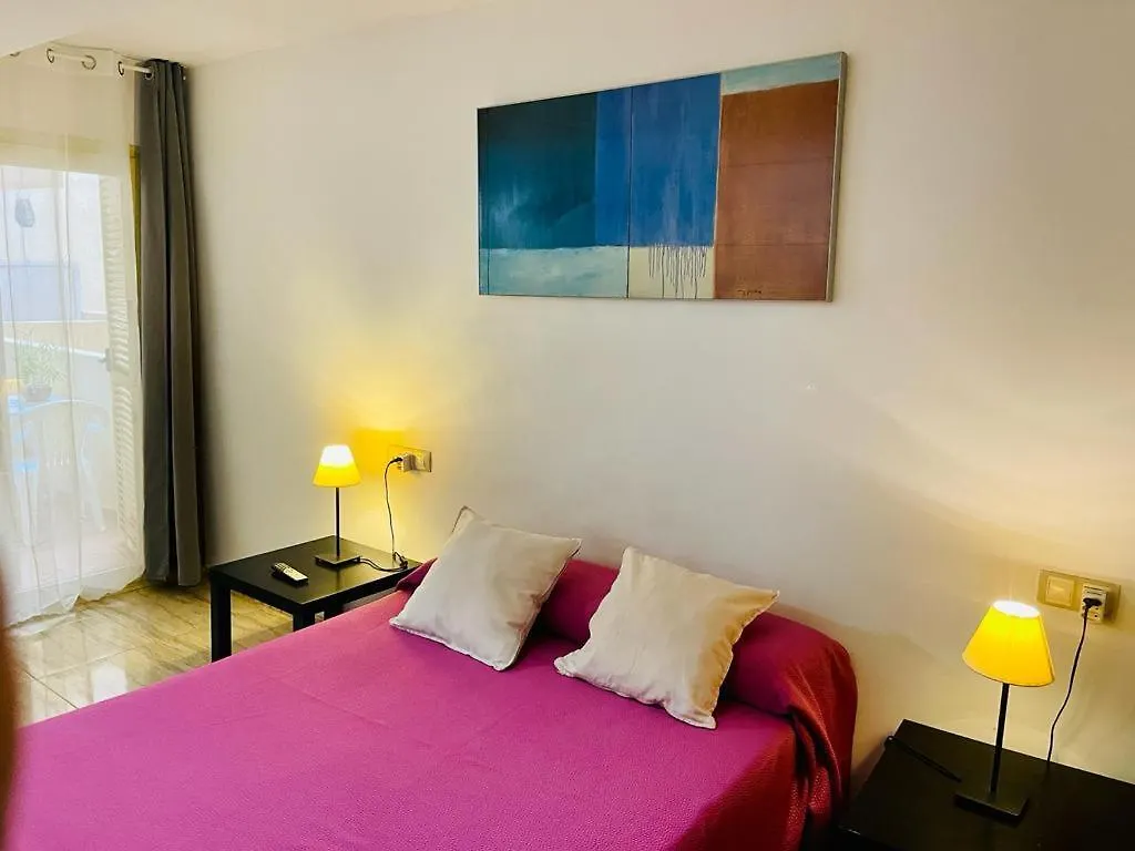 شقة Puerta Del Sol Trm Only Adults Aparts توريمولينوس